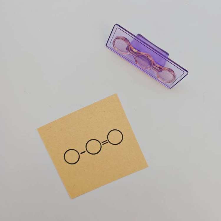 مُهرمنها تکی